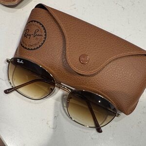 Ray-Ban Gold Sunglasses with Tan Case